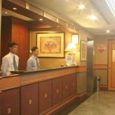 Khách sạn 81 Geylang 2*
